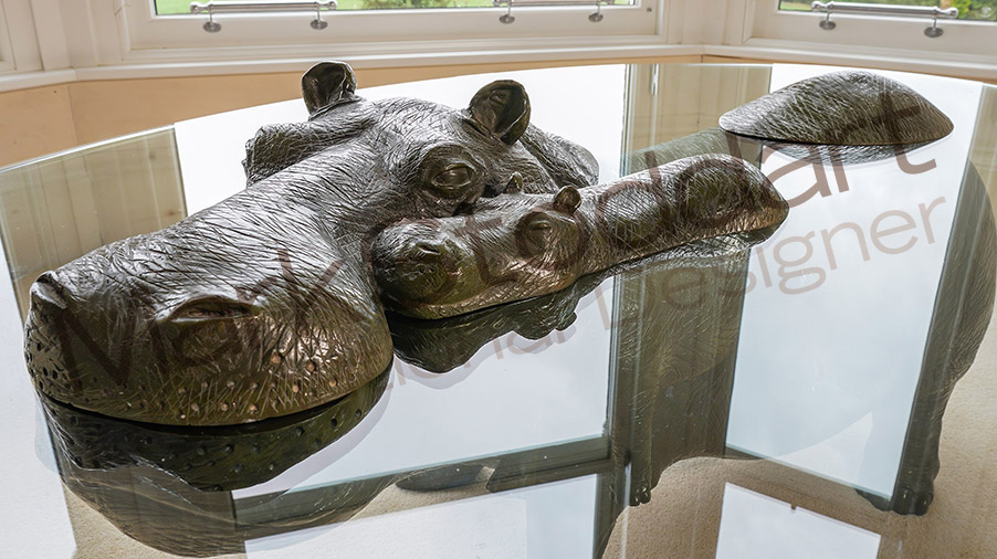 Hippo Sculpture Table